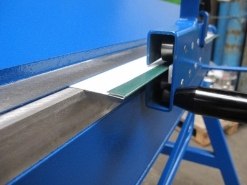 MAAD crimper for flattening seams